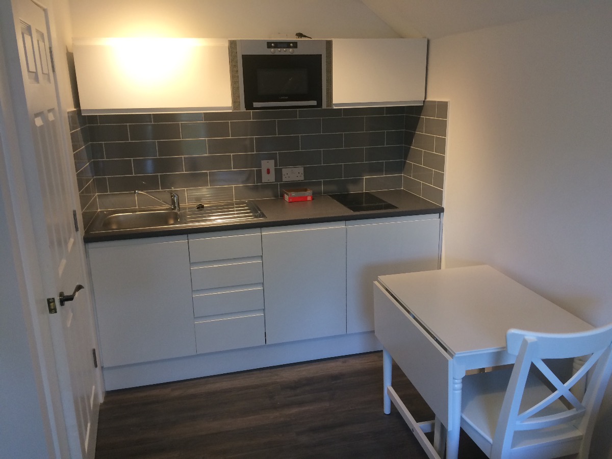 Carpenter and Joiner: Image 2